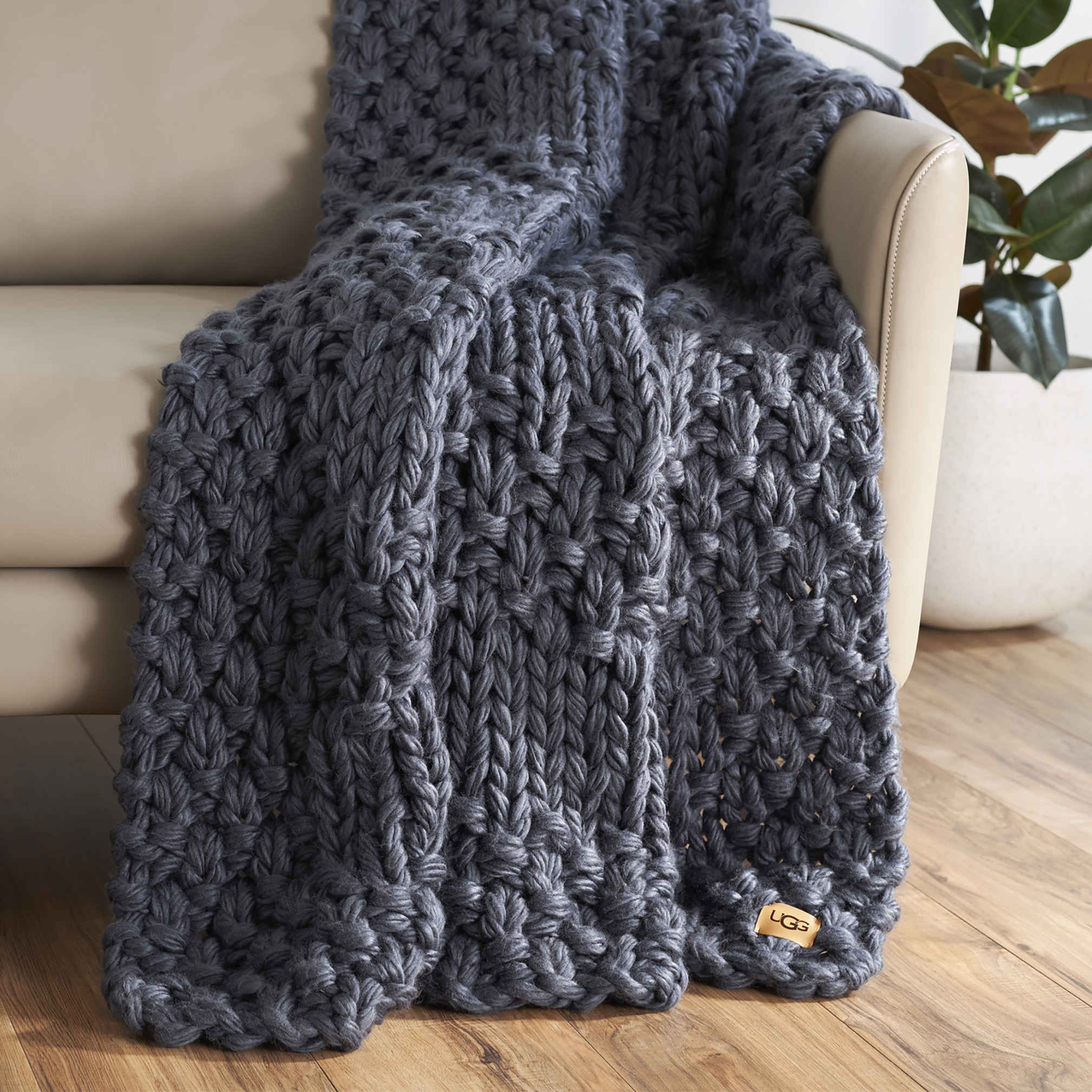 Ugg chunky blanket deals