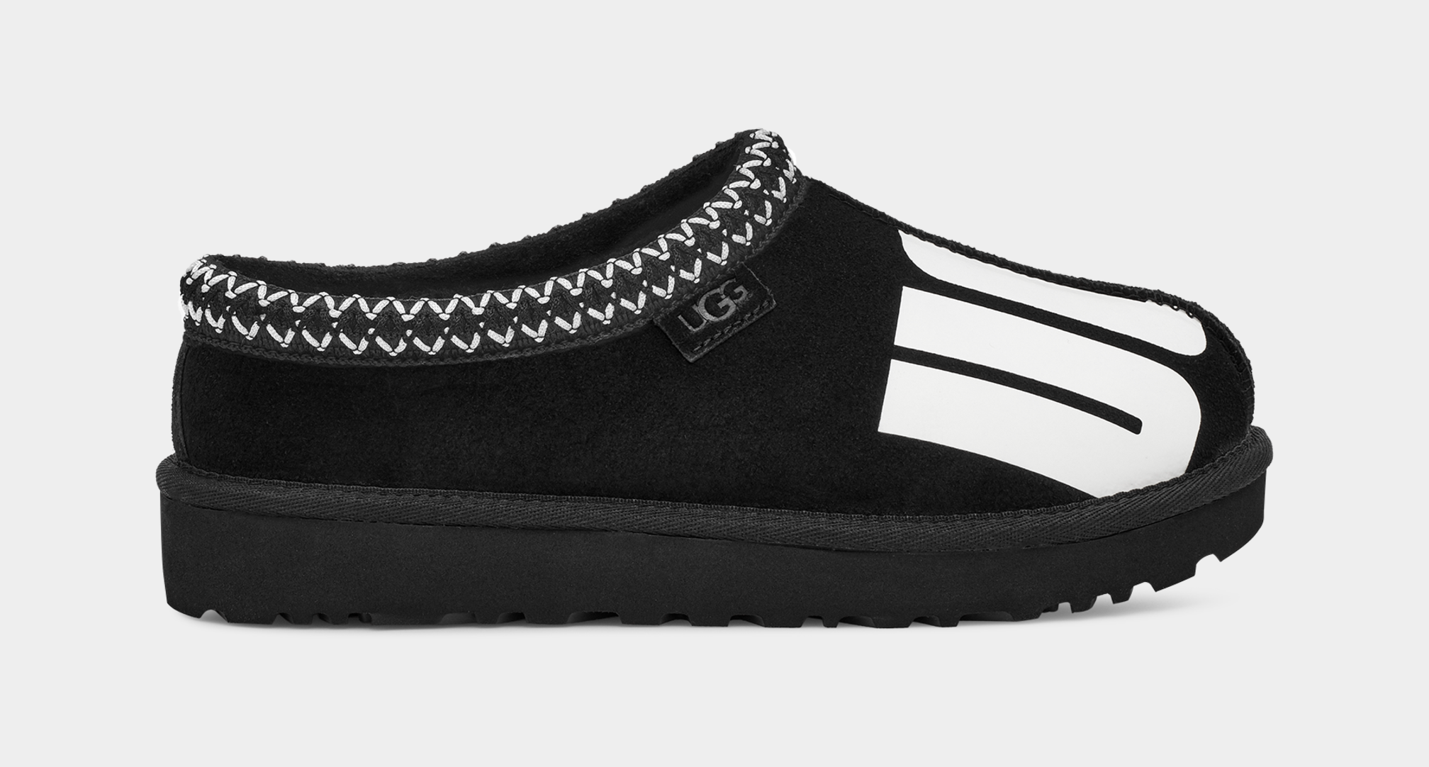 Tasman black uggs top