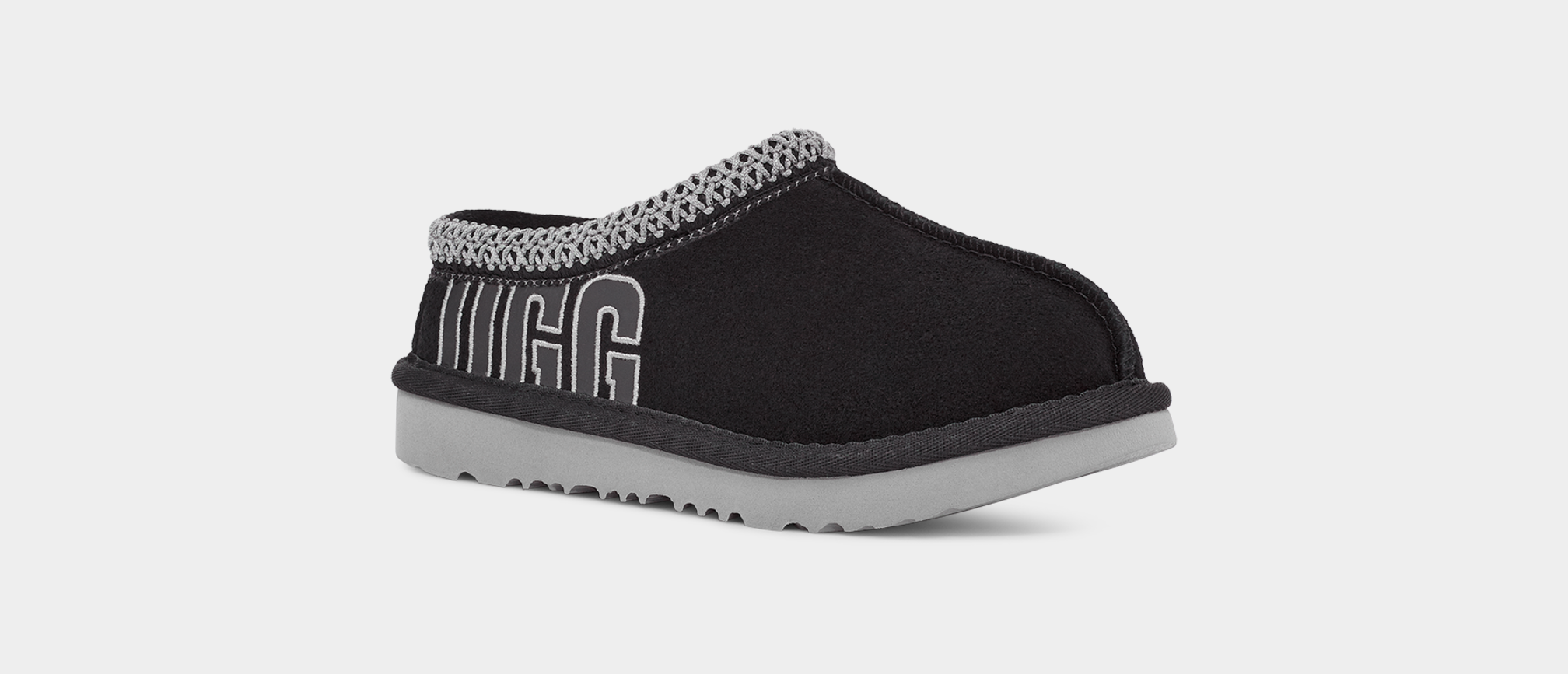 Black ugg sales slippers kids