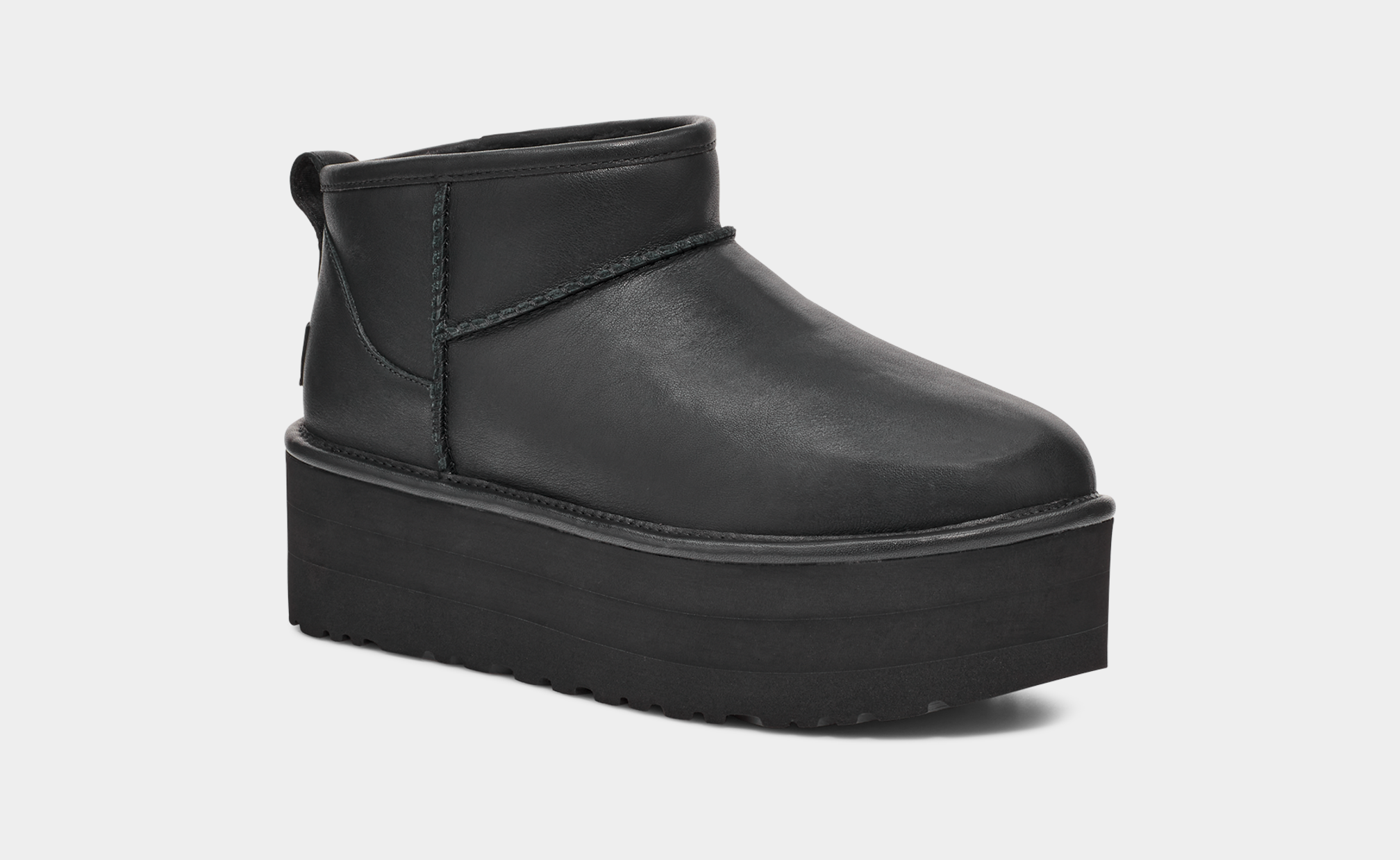 Classic Ultra Mini Platform Boot