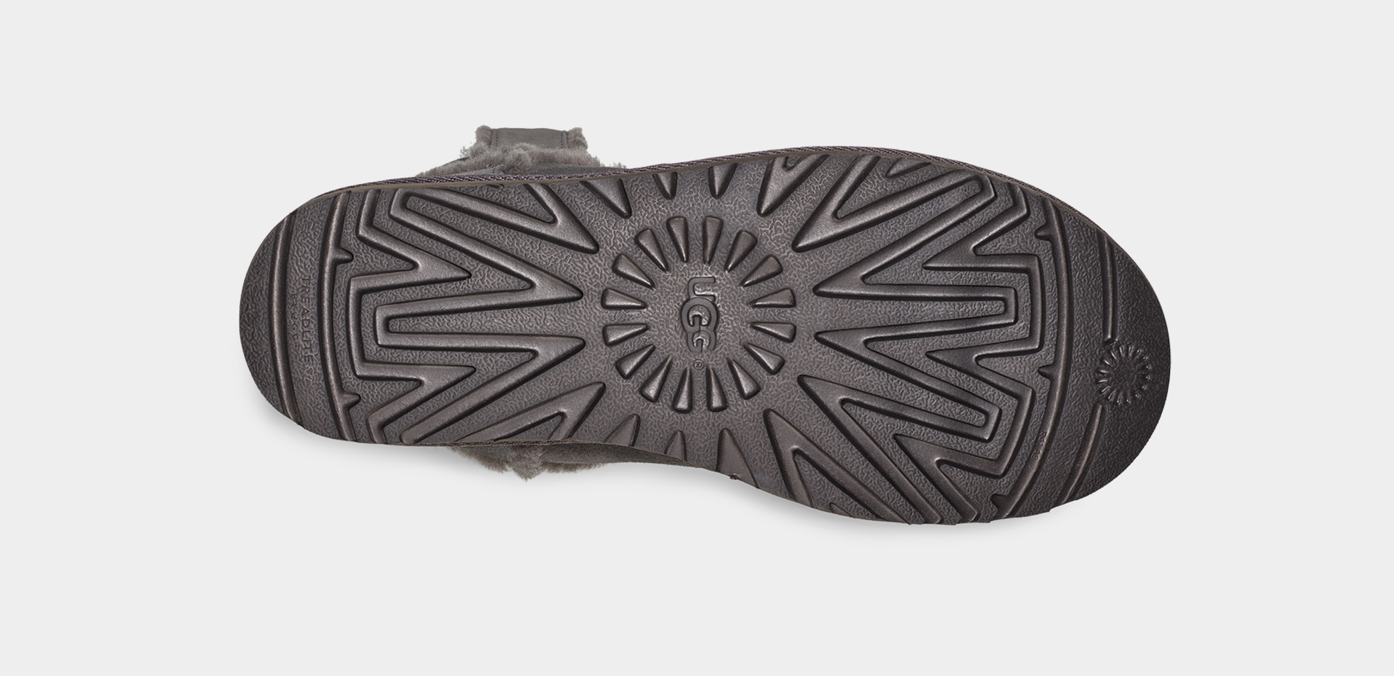 Ugg short outlet spill seam boot