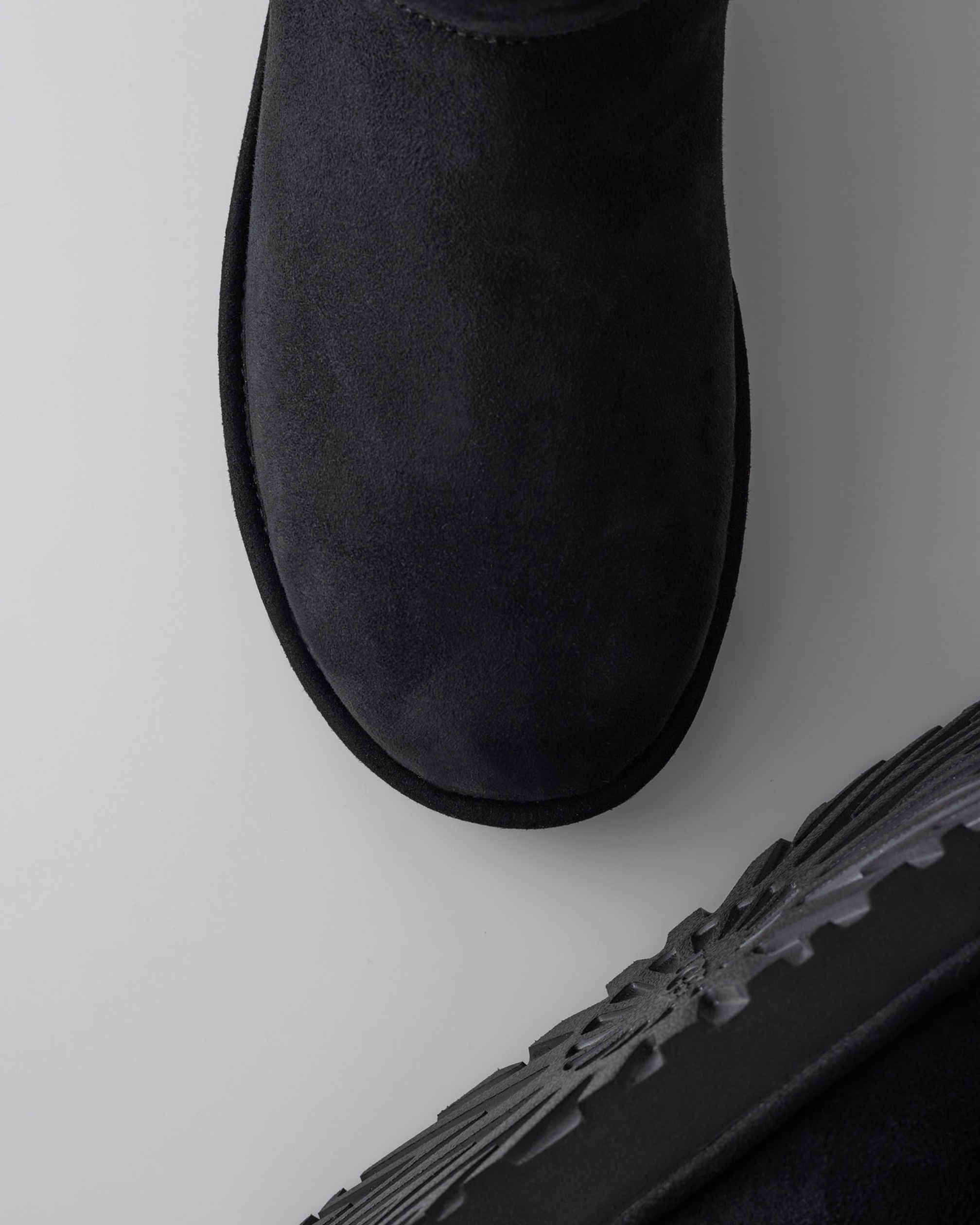 Ugg pull on top boots