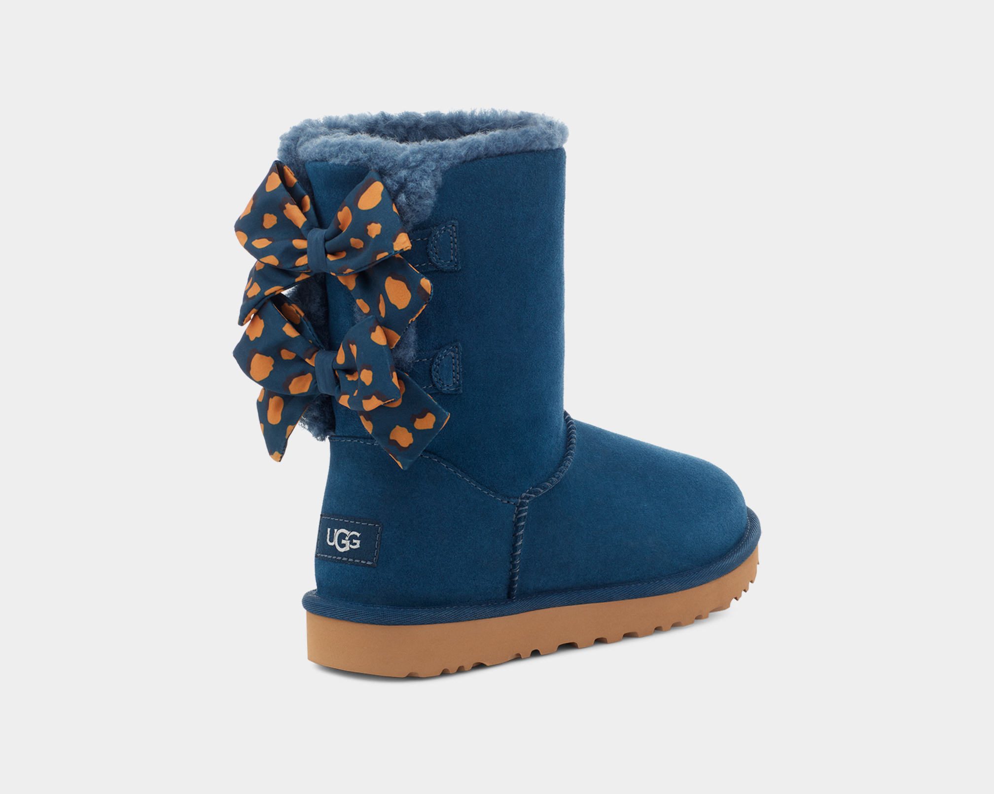 Blue bailey bow ugg boots deals