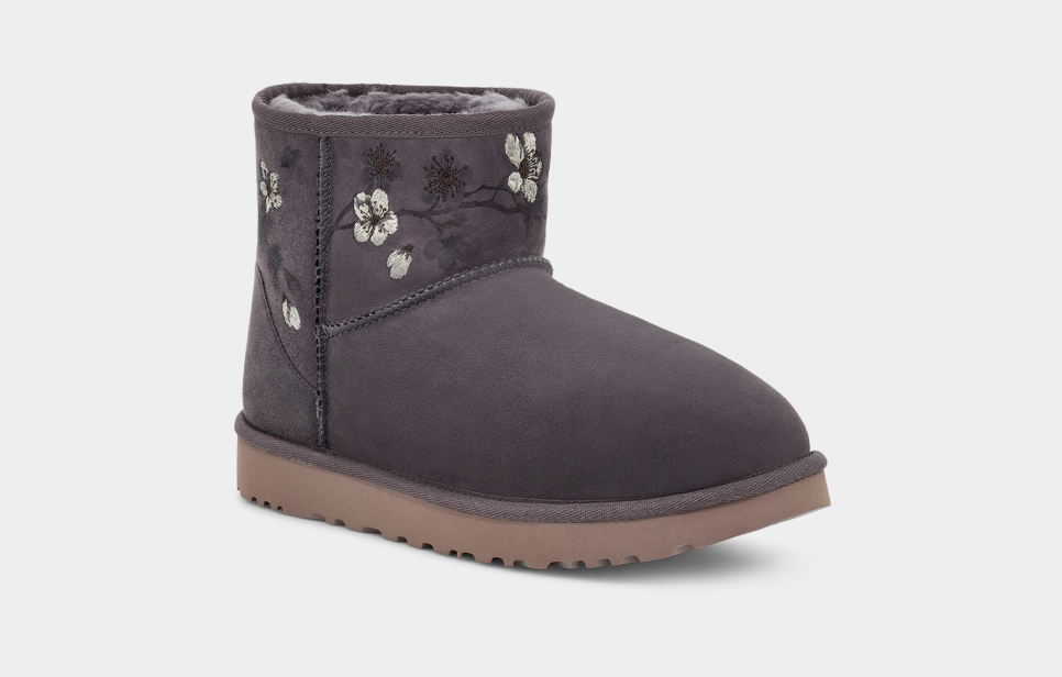 Classic Mini Blossom Boot UGG Official