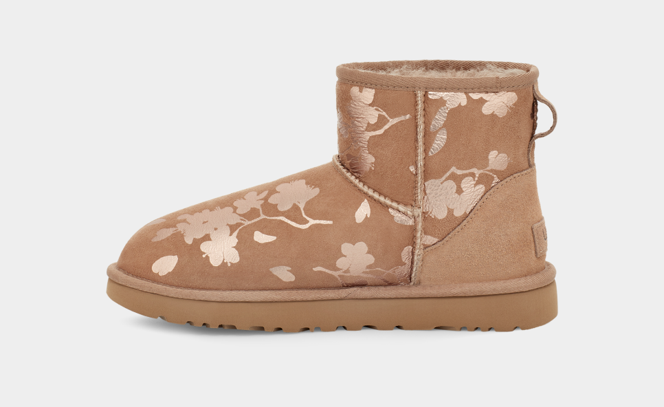 Floral uggs deals