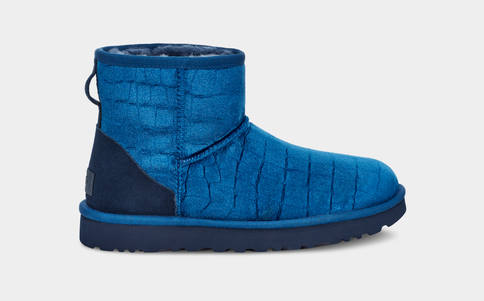 Blue top uggs womens