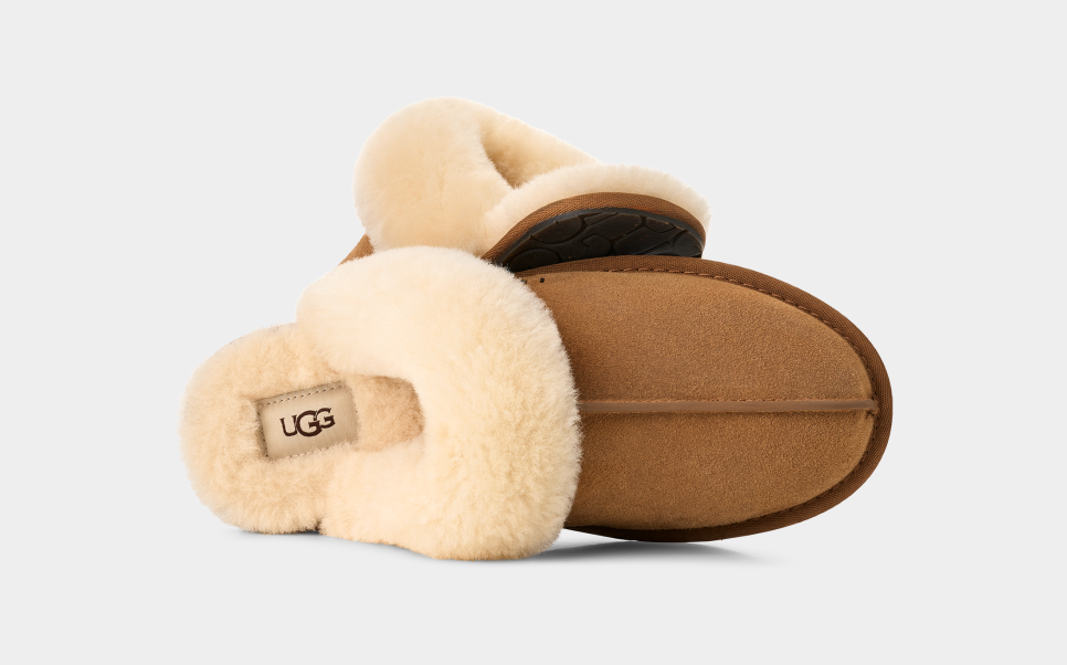 Ugg scuffette ii hot sale logo exclusive slippers