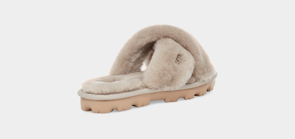 Ugg fuzzette sales slippers goat