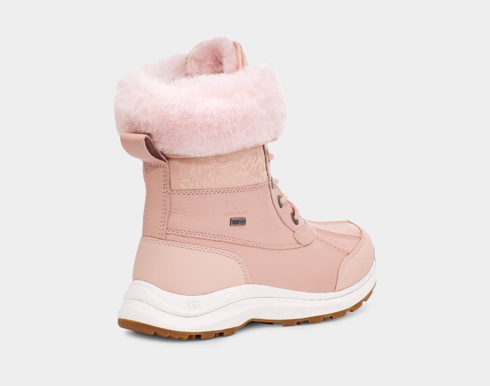 Ugg adirondack deals iii leopard