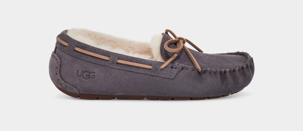 Ugg dakota sales slippers size 9
