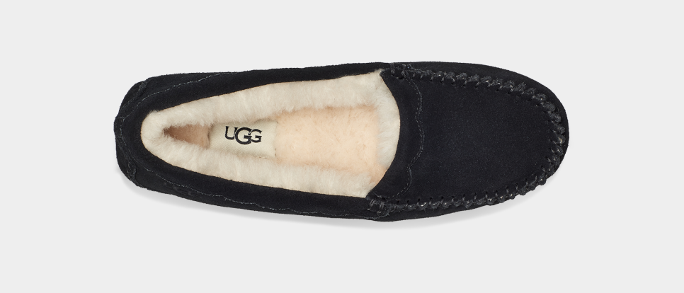 Ugg scalloped moc sales