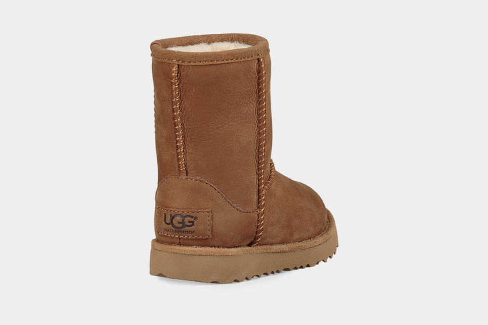 Ugg sales boot short