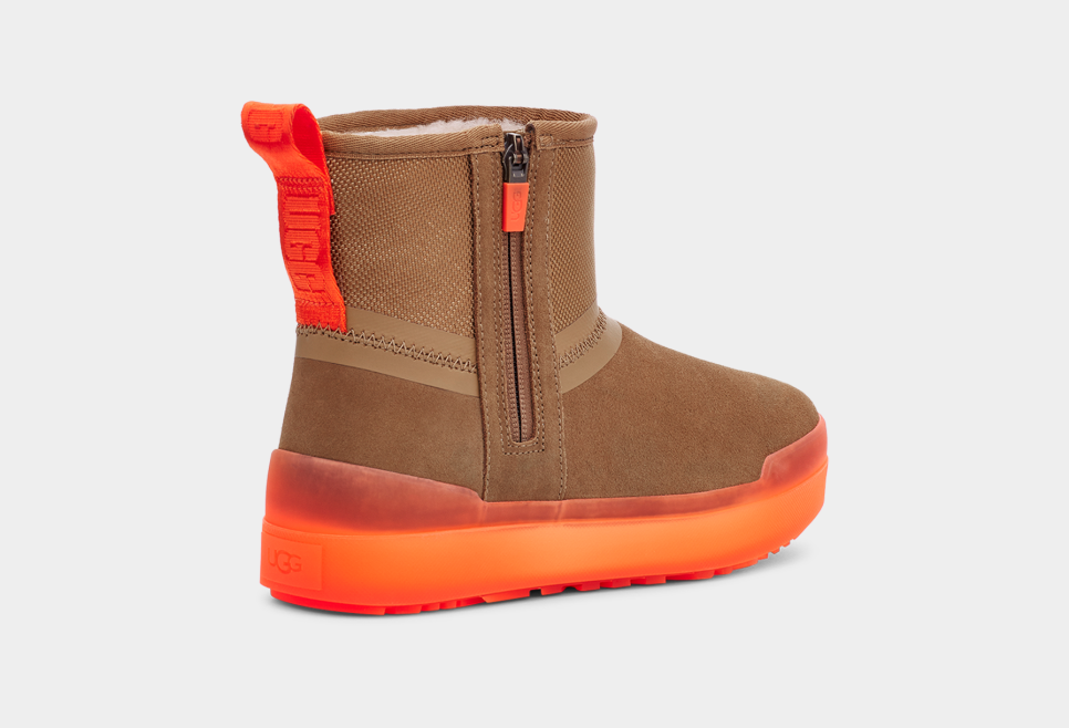 Classic Tech Mini Boot UGG