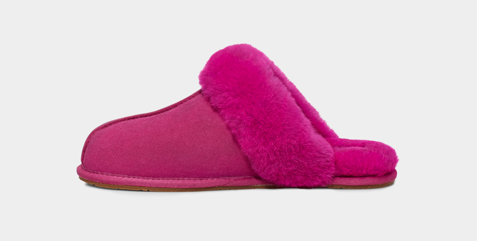 Pink ugg sales scuffette slippers