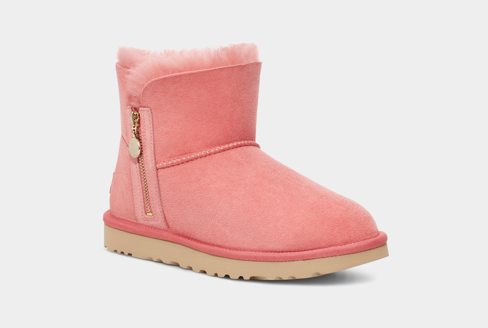 Pink new arrivals short uggs