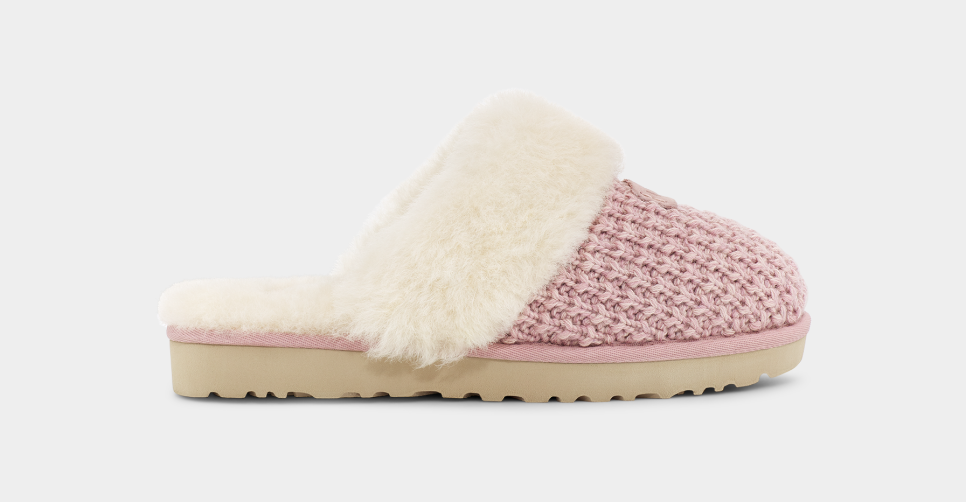 Ugg cozy hotsell slippers size 8