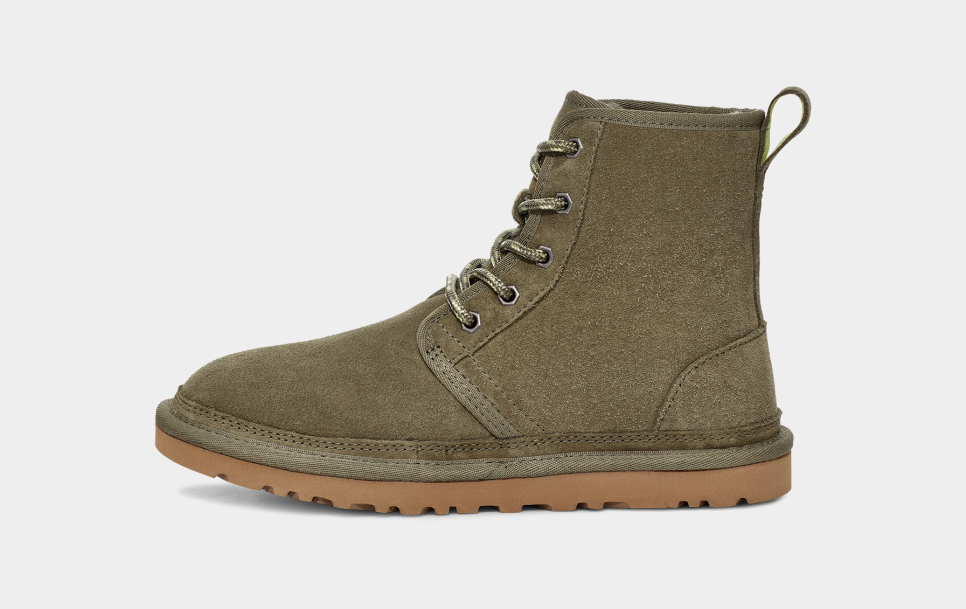 neumel hiker ugg boots