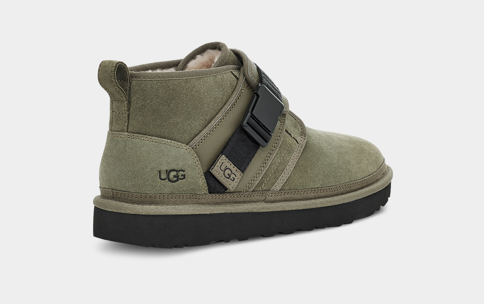 Olive green shop men uggs