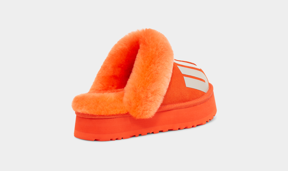 Ugg oh yeah lava flow store
