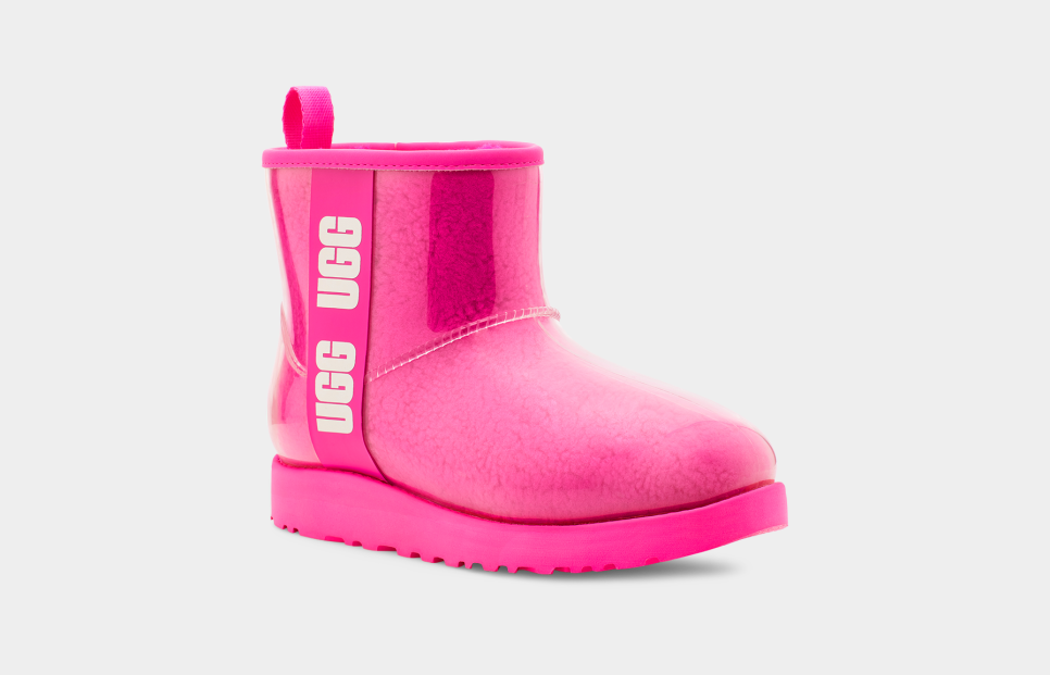 Pink ugg boots deals girls
