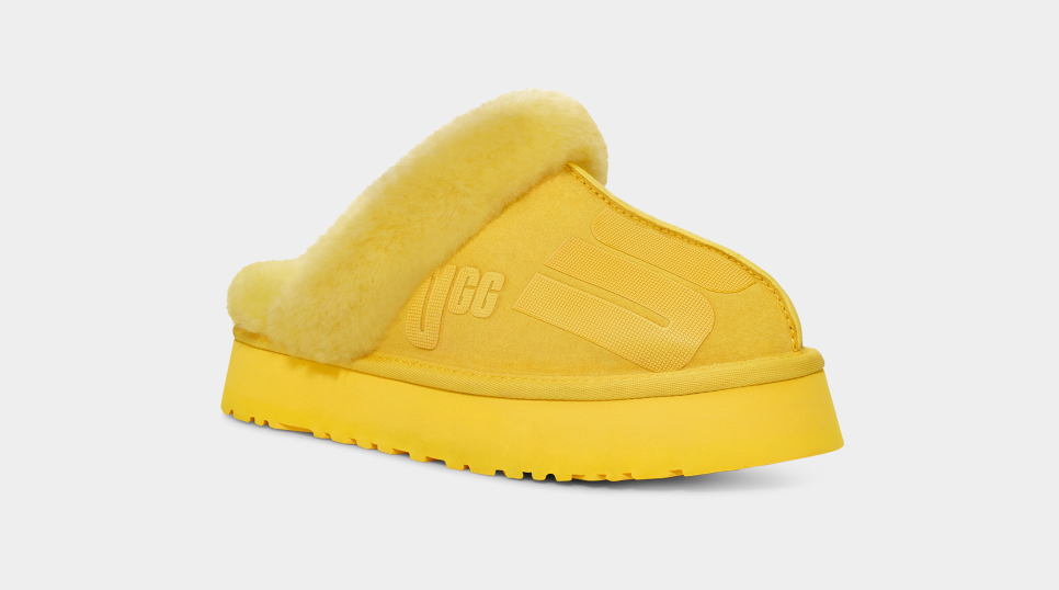 Infant yellow 2025 ugg slippers