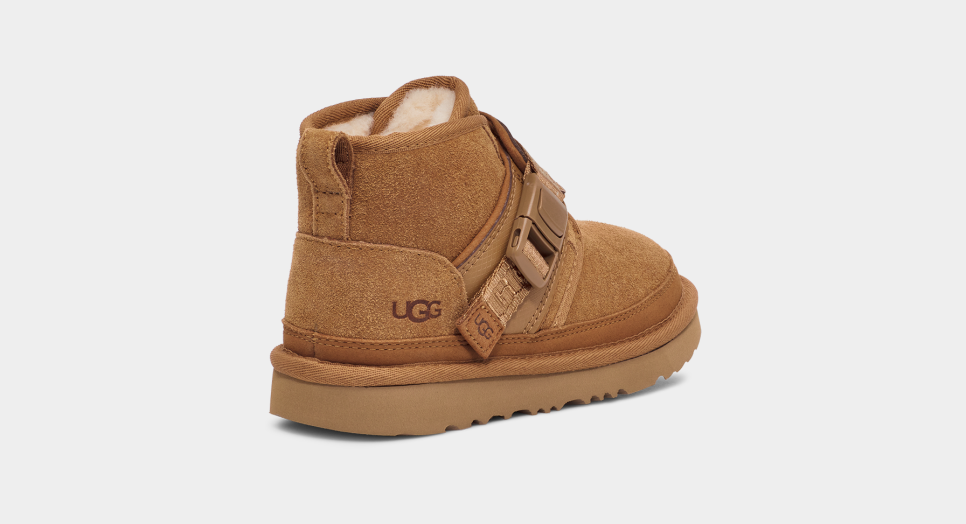 Kids Neumel Snapback Chukka UGG