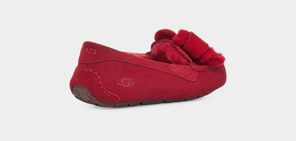 Uggs slippers hotsell with bow