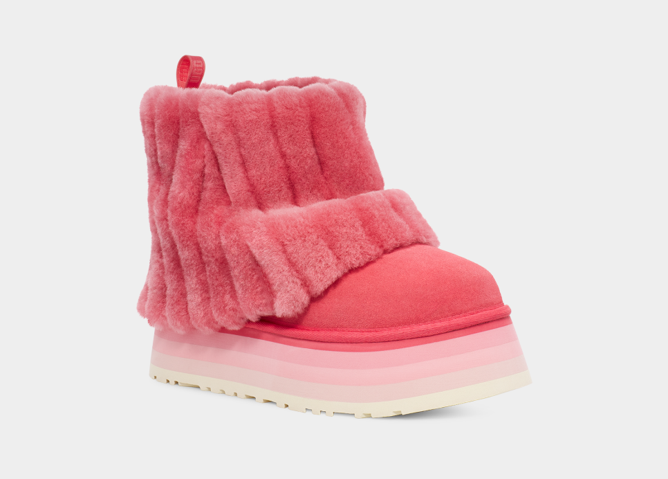 Pink fluffy store uggs boots