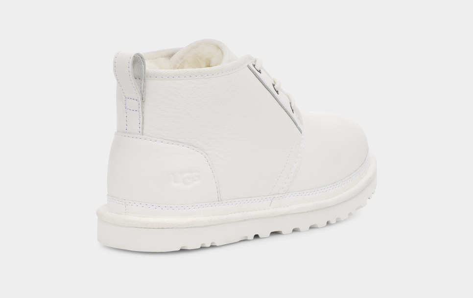Men on sale uggs white