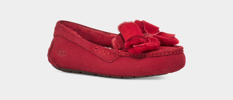 Uggs slippers hot sale with bows