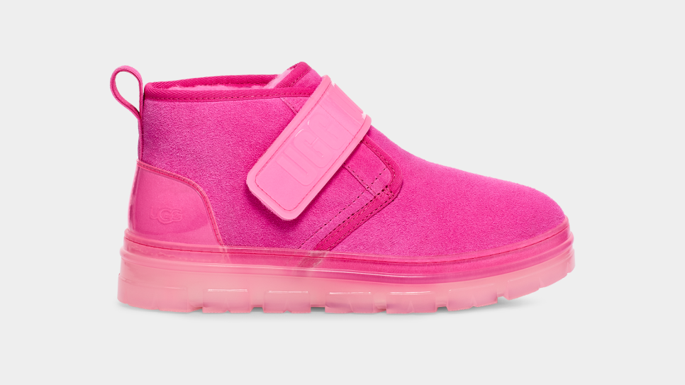 Hot pink neumel best sale uggs