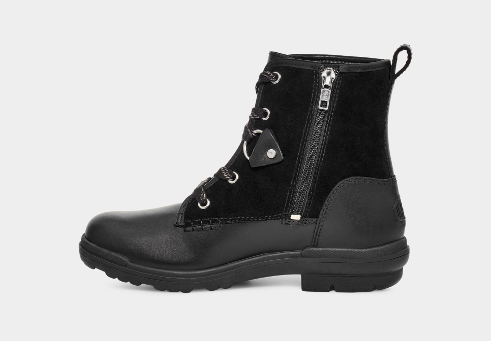 hiking boots ugg