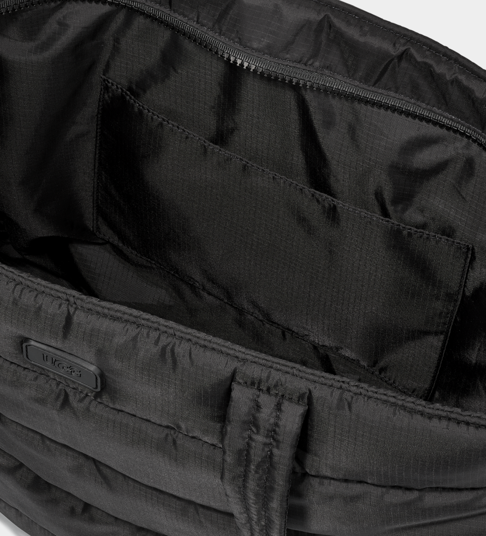 Ugg puffer tote deals