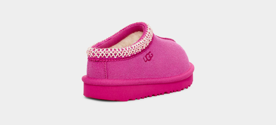 Ugg slippers youth size 4 store