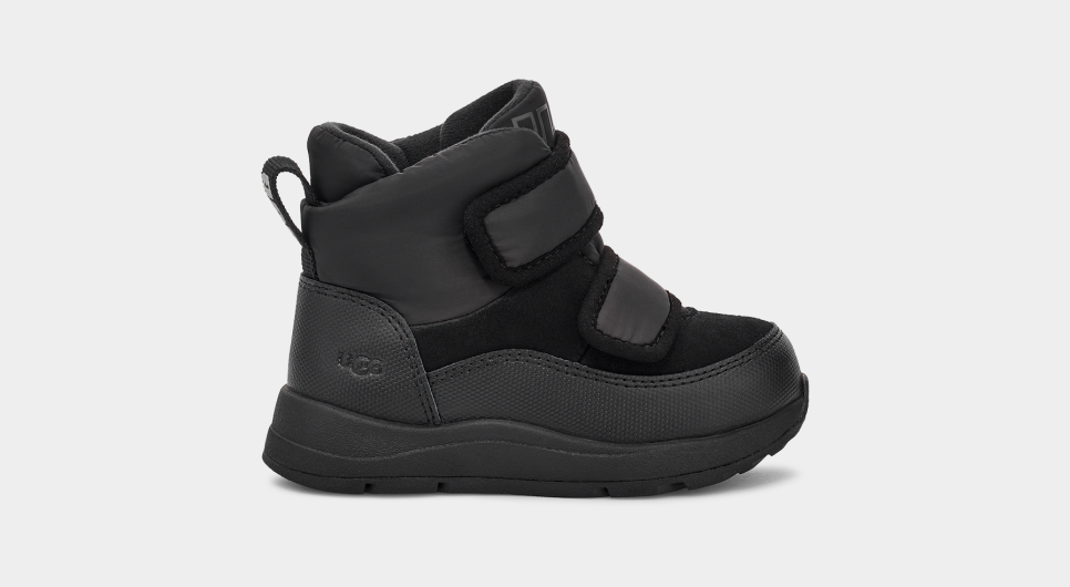 Toddler online boy uggs