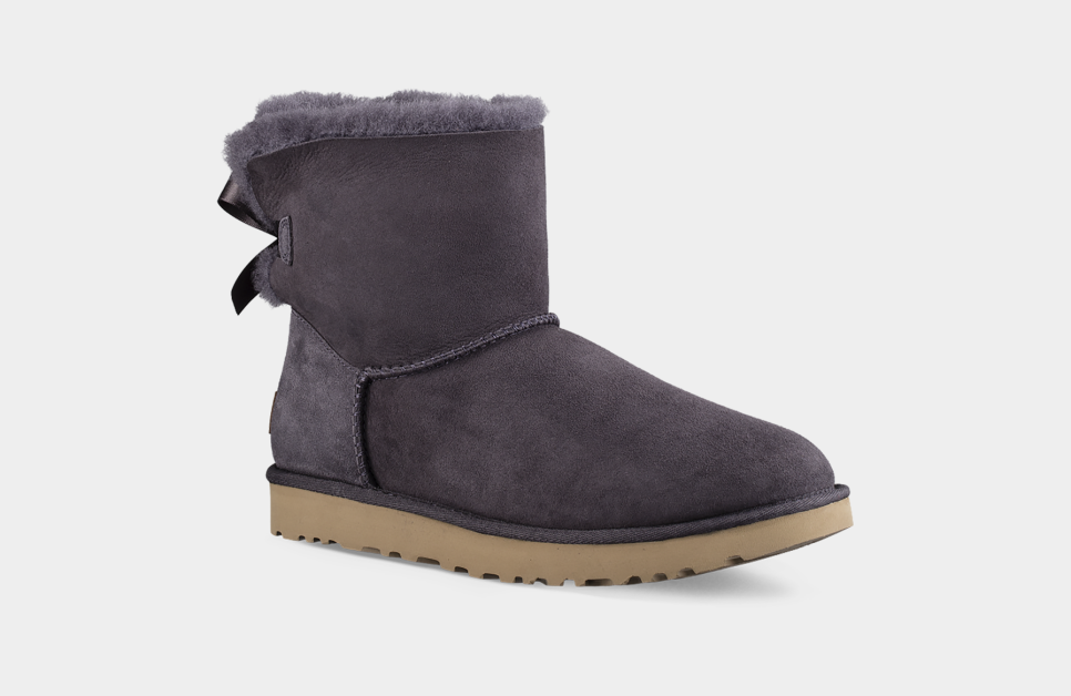 Uggs mini sales bailey bow sale