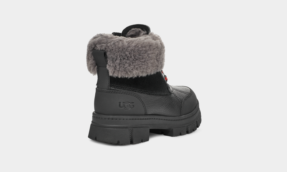 Ugg brie boots outlet