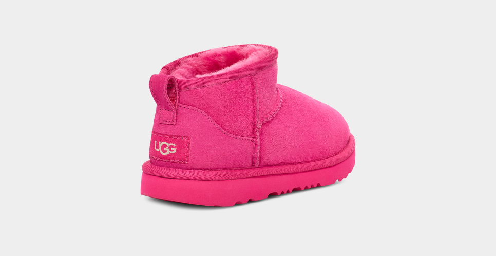 Ugg boots deals berry