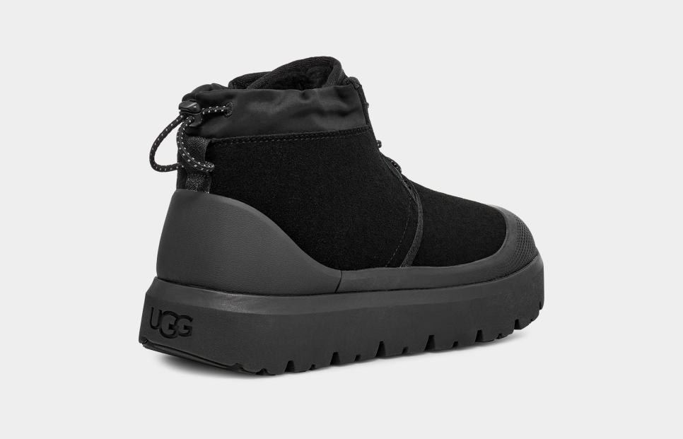 Men s Neumel Weather Hybrid Chukka UGG