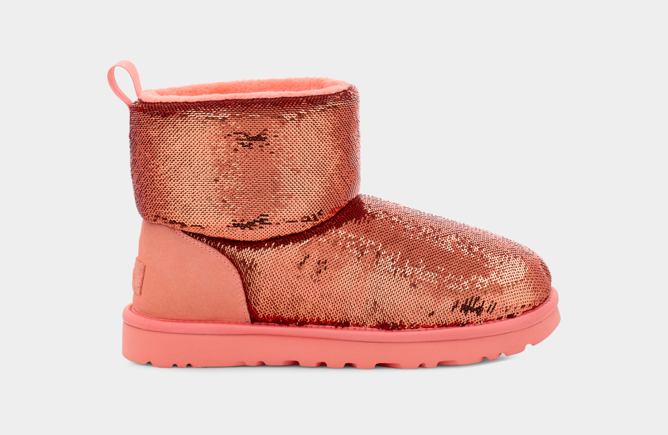 Ladies pink on sale uggs