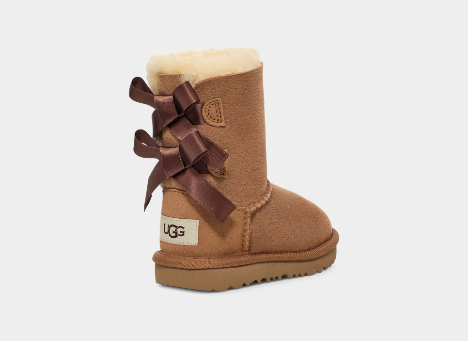 Uggs 2025 bow sale