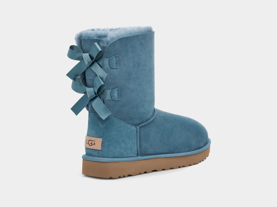 Blue bailey discount bow uggs