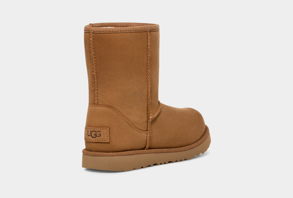 Classic II Short WP Boot for Kids UGG Official