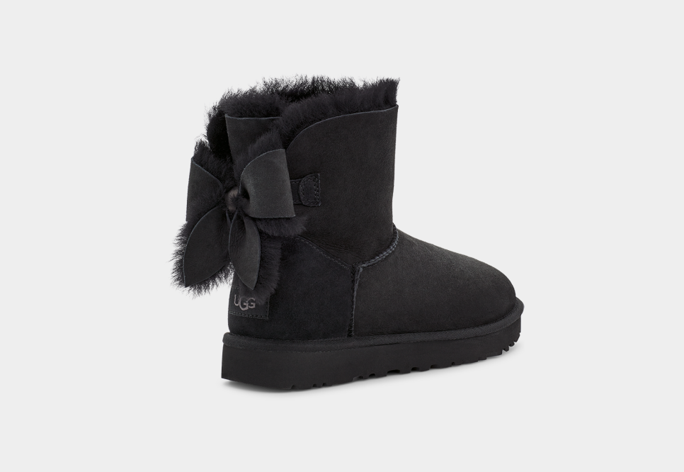 Uggs best sale bow black
