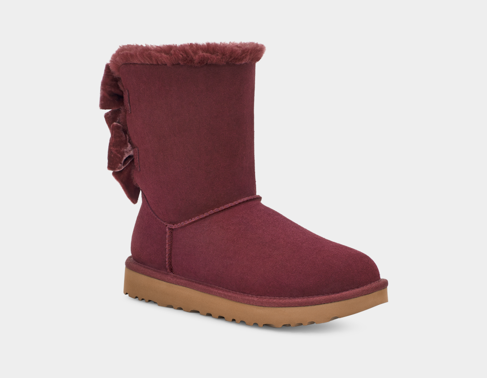 One 2025 bow uggs