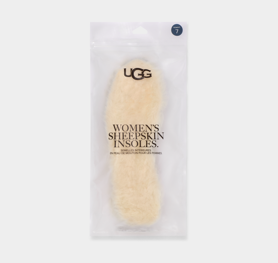 Uggs with removable outlet insoles