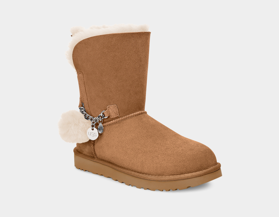 Black ugg 2024 boots with charms