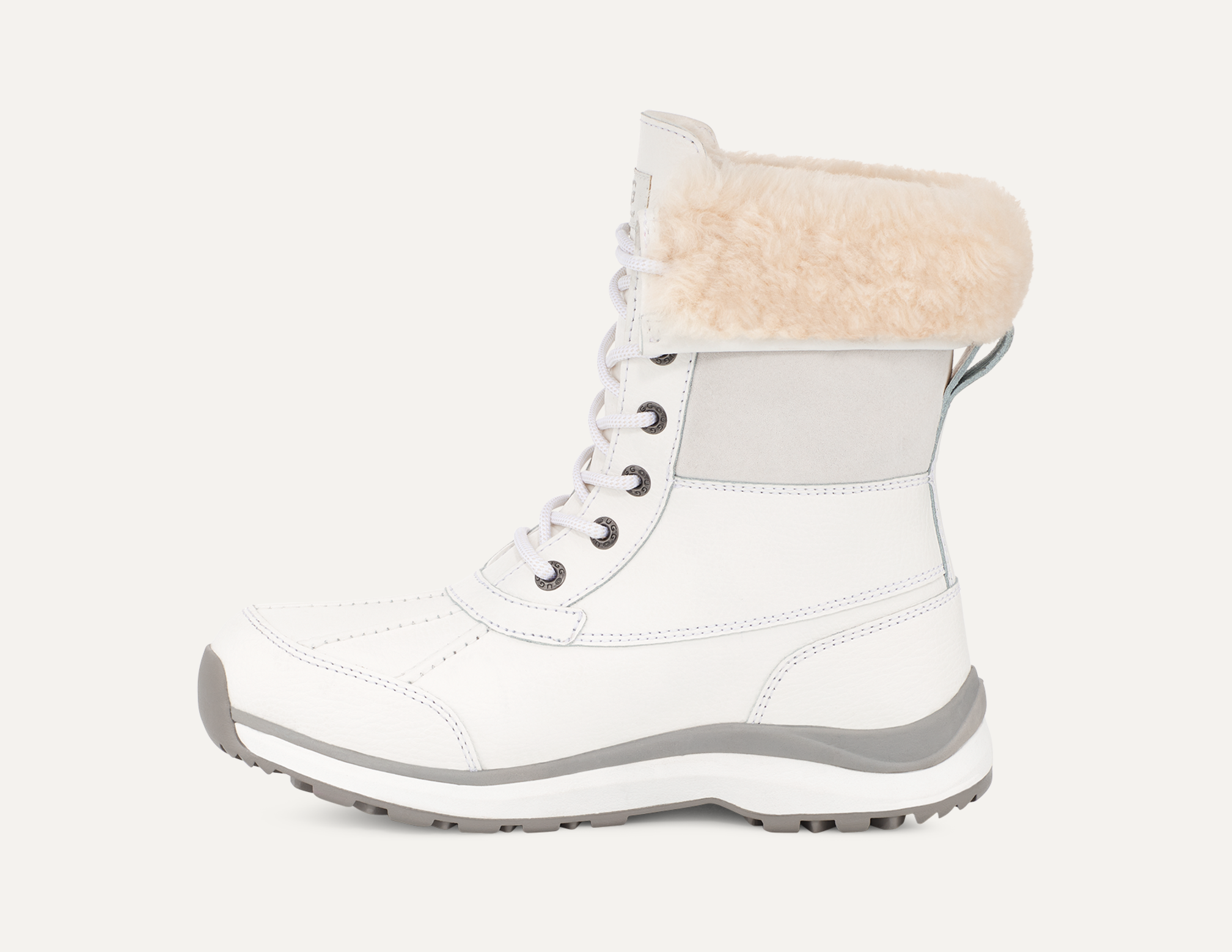 Ugg adirondack iii white top