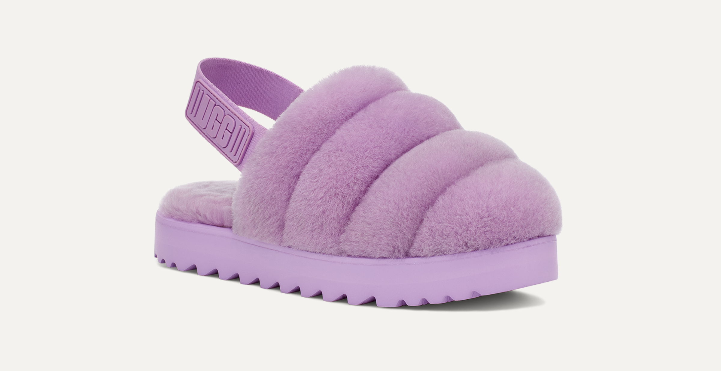 可愛いクリスマスツリーやギフトが！ Super UGG | Slipper Fluff 靴