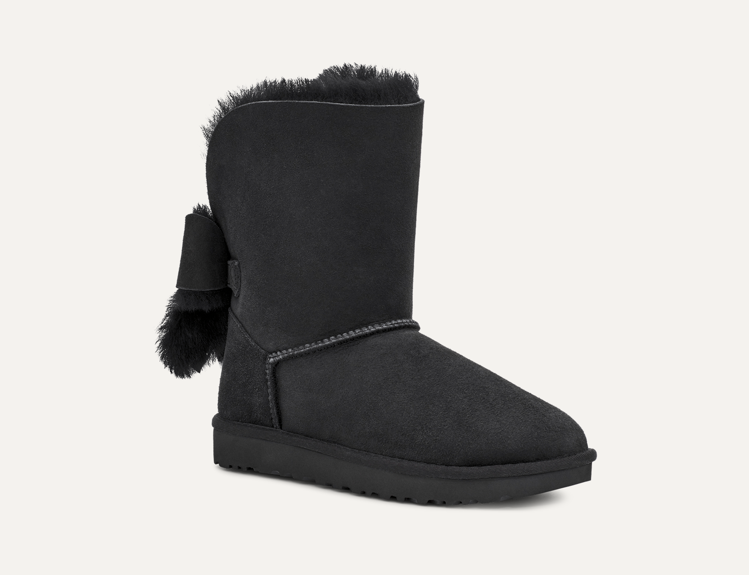 Classic Short Cuffed Bow Boot UGG